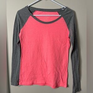 American Eagle Outfitters Women's Long Sleeve Tee